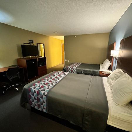 Western Inn Council Bluffs Room photo